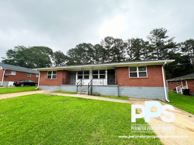 property at 85 Pine St NE