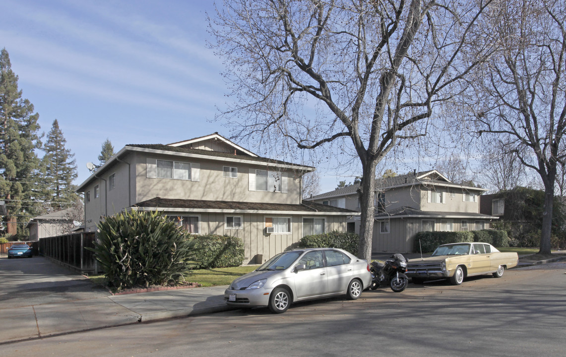 1237-1241 Coronado Dr in Sunnyvale, CA - Building Photo