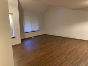 717 Shannon St in Steilacoom, WA - Foto de edificio - Building Photo