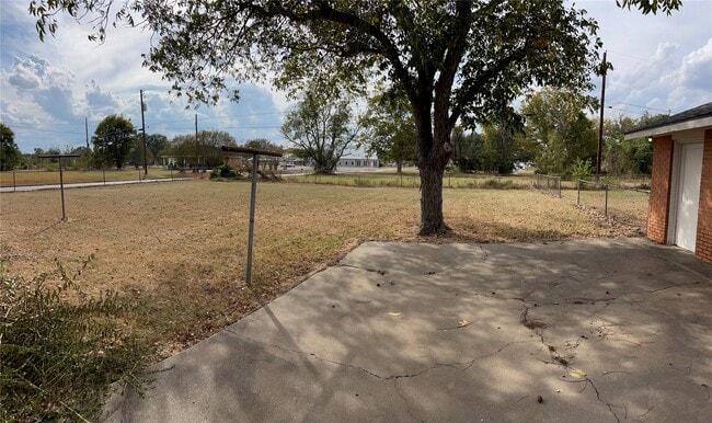 property at 945 3rd St