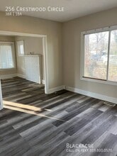 256 Crestwood Cir in High Point, NC - Building Photo - Building Photo