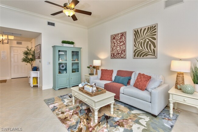 9242 Tesoro Ln in Naples, FL - Building Photo - Building Photo