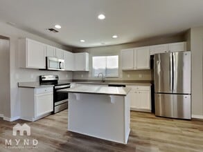 25145 W Fremont Rd in Buckeye, AZ - Building Photo - Building Photo