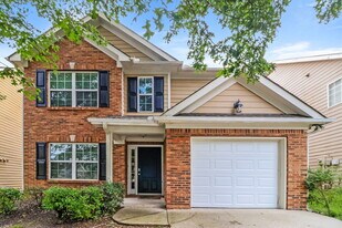 6695 White Walnut Way in Braselton, GA - Building Photo