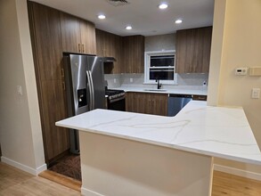 48-23 Little Neck Pkwy in Queens, NY - Building Photo - Building Photo