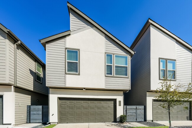 property at 309 N Centro Cir