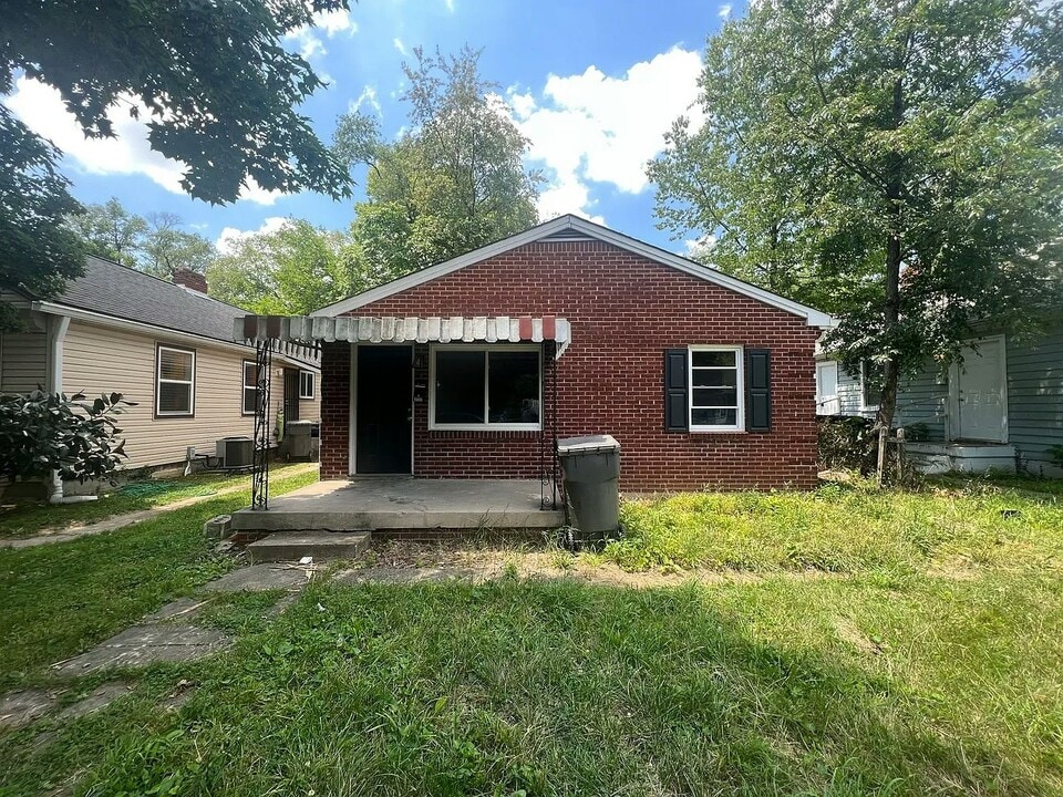 3722 Baltimore Ave in Indianapolis, IN - Building Photo