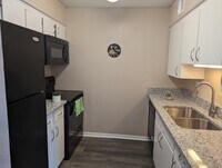 6228 Robinson St photo'