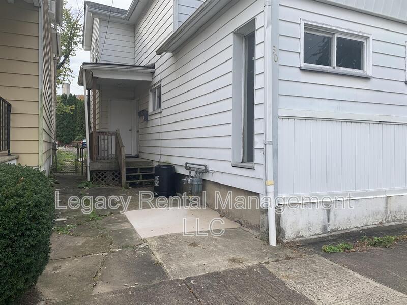 30 Susquehanna St in Wilkes-Barre, PA - Building Photo