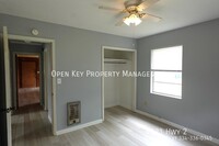 4121 FL-2 in Marianna, FL - Foto de edificio - Building Photo