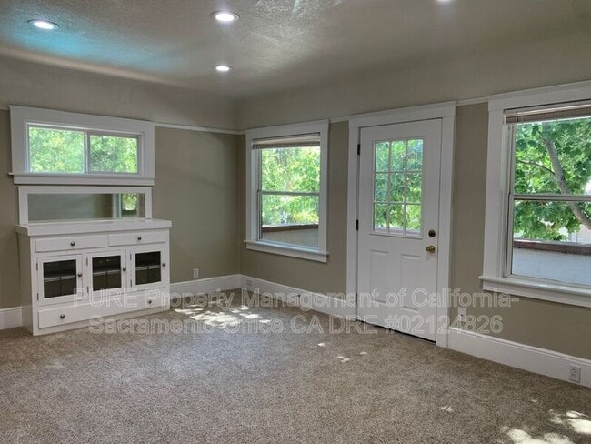 1410 1/2 19th St in Sacramento, CA - Building Photo - Building Photo