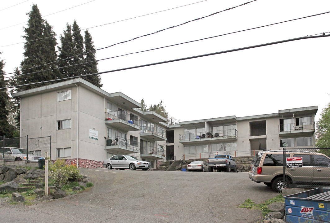 Southwind Apartments in Seatac, WA - Building Photo