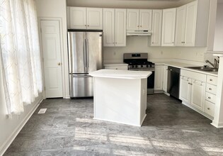 417 Greentree Cir in Abingdon, MD - Building Photo - Building Photo