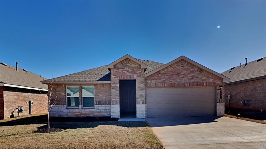 2904 Firefly Dr in Yukon, OK - Building Photo