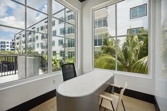 2095 W Atlantic Ave in Delray Beach, FL - Building Photo - Building Photo