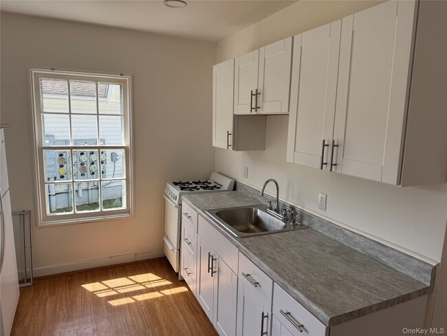 property at 24 Quartz Ln