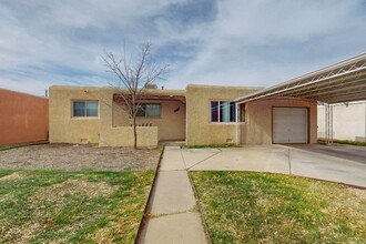 3107 Aliso Dr NE in Albuquerque, NM - Building Photo - Building Photo