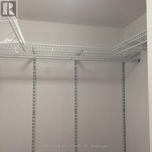 1060 Gerrard St E in Toronto, ON - Building Photo - Building Photo