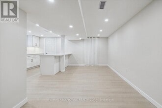 7 Dianne Dr in St Catharines, ON - Building Photo - Building Photo