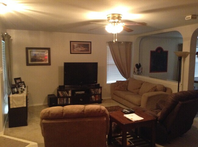 3640 Prairie Ln in Schertz, TX - Building Photo - Building Photo