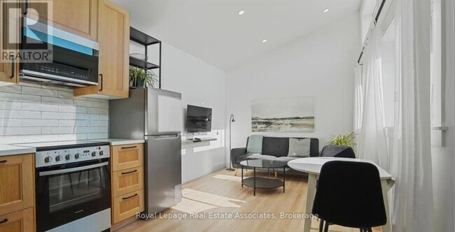 property at 45 Bond St