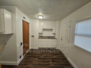 726 Ridgeway Ave in Evansville, IN - Building Photo - Building Photo