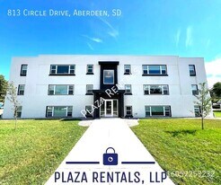 1020 N 2nd St in Aberdeen, SD - Building Photo