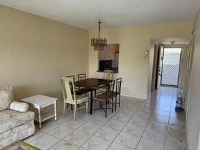 5501 NW 2nd Ave in Boca Raton, FL - Building Photo - Building Photo