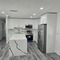 3740 Percival Ave in Miami, FL - Building Photo