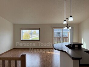 2580 5th St W in West Fargo, ND - Building Photo - Building Photo