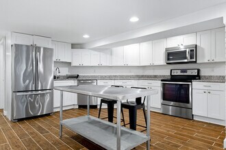 2604 Mozart Pl NW, Unit 2 in Washington, DC - Building Photo - Building Photo