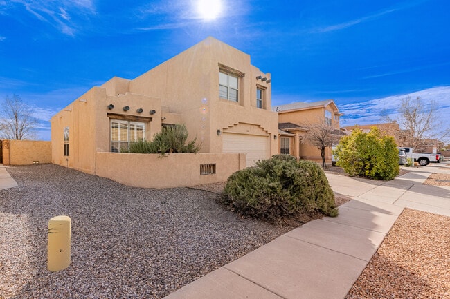 10416 Rosefinch Dr NW in Albuquerque, NM - Building Photo - Building Photo