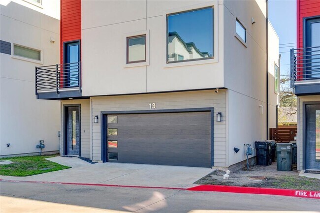 1417 Kramer Ln in Austin, TX - Building Photo - Building Photo