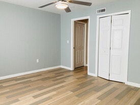 1220 Market St in Harrisburg, PA - Building Photo