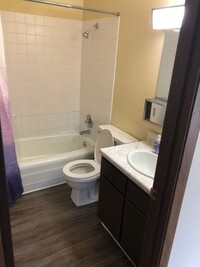 1101 Cambridge Dr, Unit B photo'