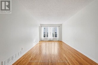 1008 Klondike Rd in Ottawa, ON - Building Photo - Building Photo