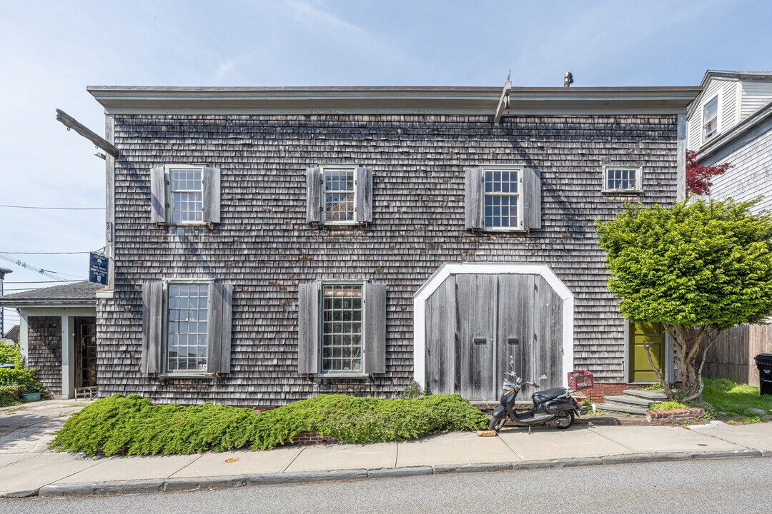 32 Green St in Newport, RI - Foto de edificio