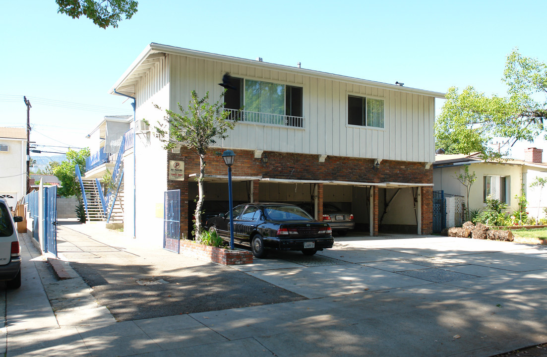 601 Hawthorne St in Glendale, CA - Building Photo