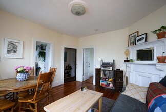 38 Jefferson St, Unit 3 in Cambridge, MA - Building Photo - Building Photo