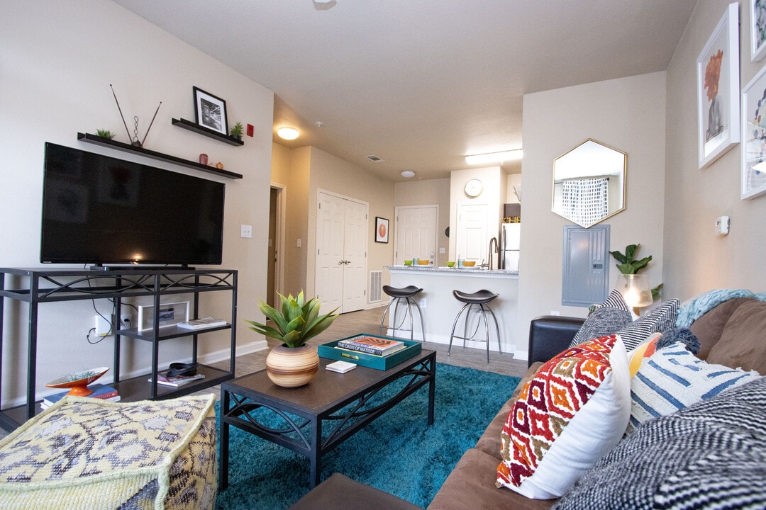 Rev Oxford in Oxford, MS - Building Photo