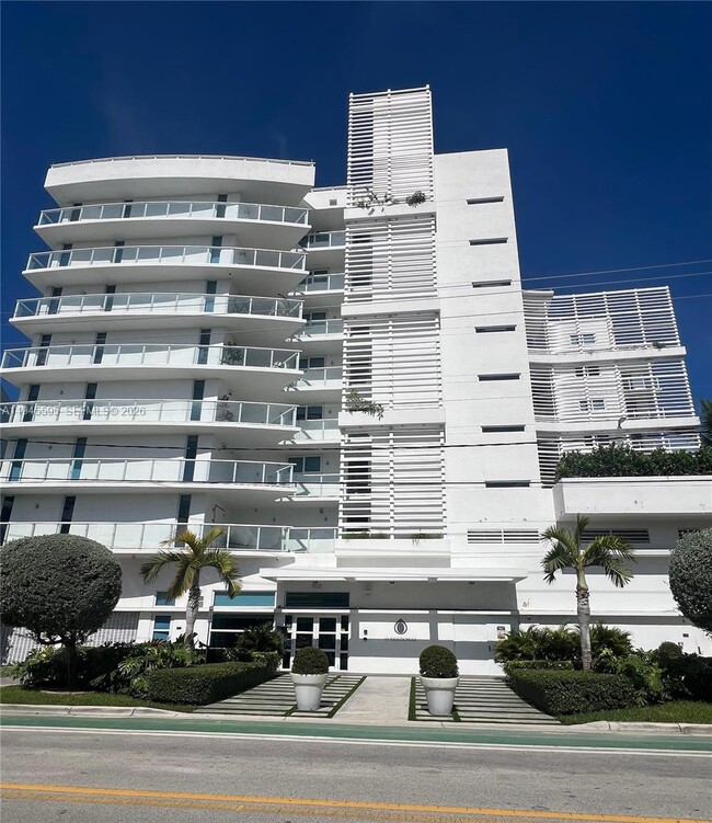 property at 9821 E Bay Harbor Dr