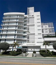 9821 E Bay Harbor Dr in Bay Harbor Islands, FL - Building Photo - Building Photo