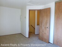 7865 SW Fanno Creek Dr photo'
