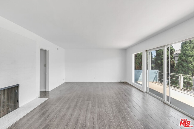 property at 17321 Castellammare Dr