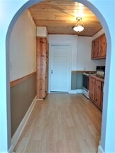 715 5th Ave, Unit Apt 4 in Antigo, WI - Building Photo - Building Photo