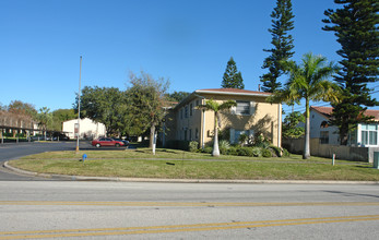 Rio Vista in St. Petersburg, FL - Building Photo - Building Photo