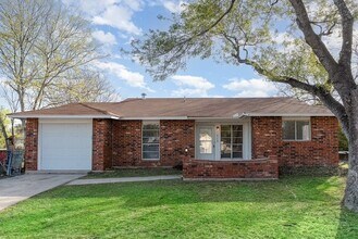 419 Samuel St in San Antonio, TX - Building Photo - Building Photo