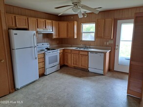 3813 Symi Cir-Unit -2 in Morehead City, NC - Building Photo - Building Photo