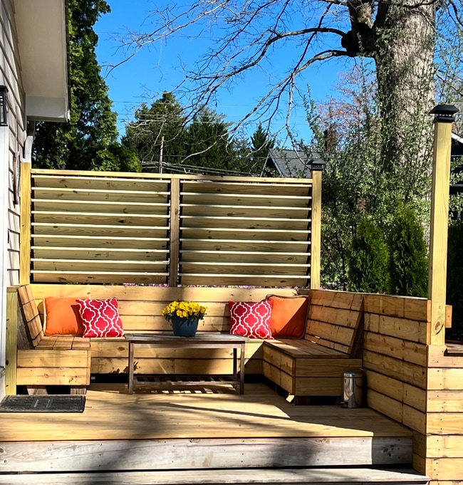 535 Willow Rd in Hendersonville, NC - Foto de edificio - Building Photo