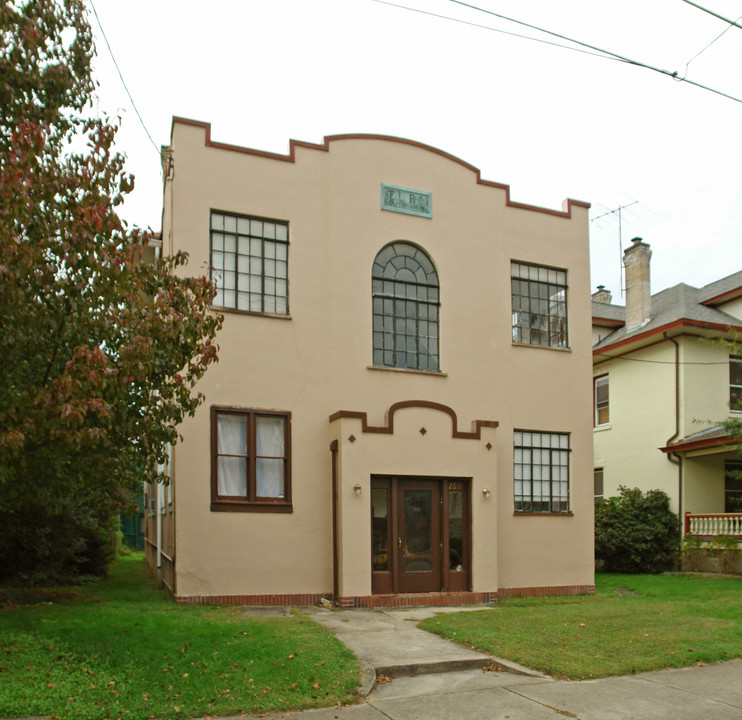 209 Beauregard St in Charleston, WV - Foto de edificio